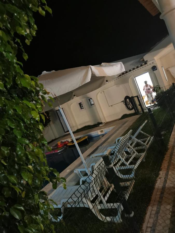Ferias Inesqueciveis Apartment Carregado Luaran gambar